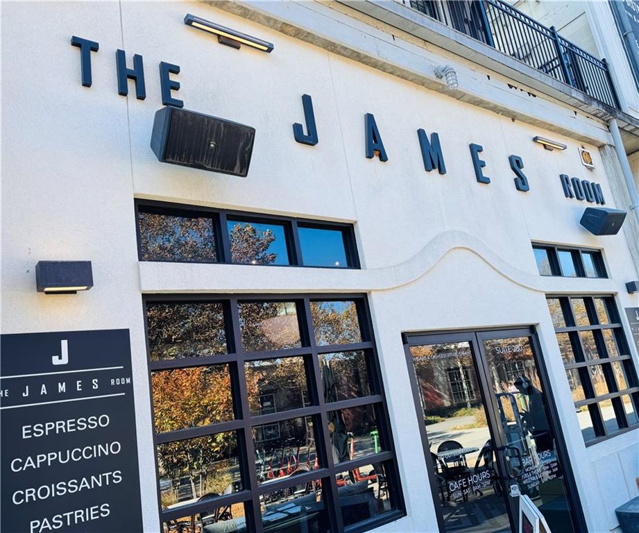 659 Auburn Avenue Northeast, Unit 229 Atlanta, GA 30312 - Photo 31 of 40 a view of living room with furniture and book shelf