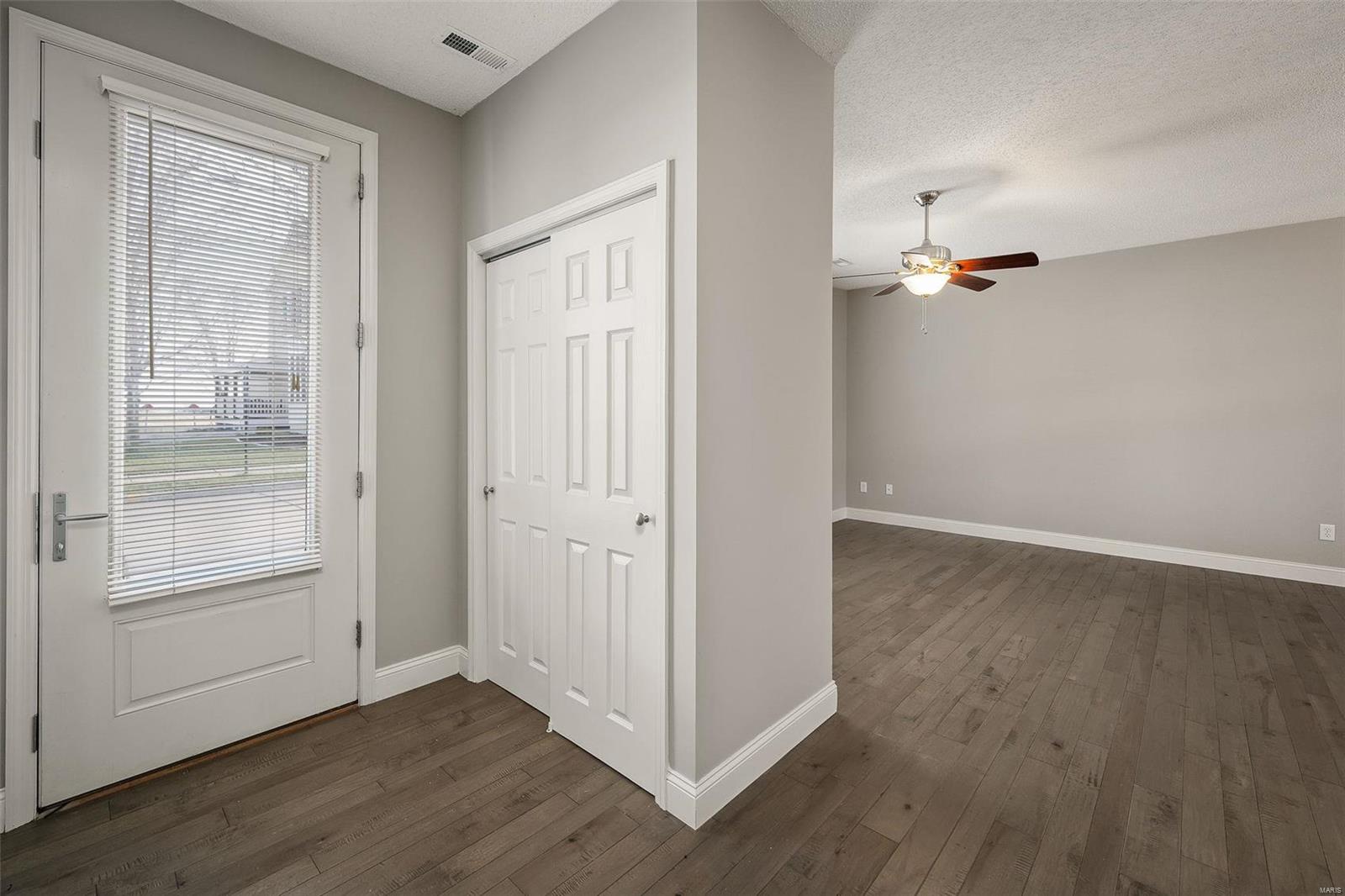 3577 Hempstead Street St. Charles, MO 63301 - Photo 3 of 22