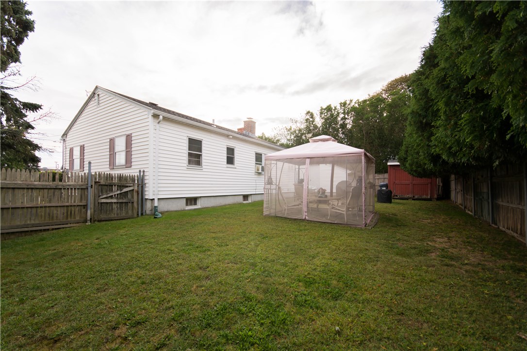 24 Rockwood Road Middletown, RI 02842 - Photo 23 of 25 24 Rockwood Road Middletown, RI