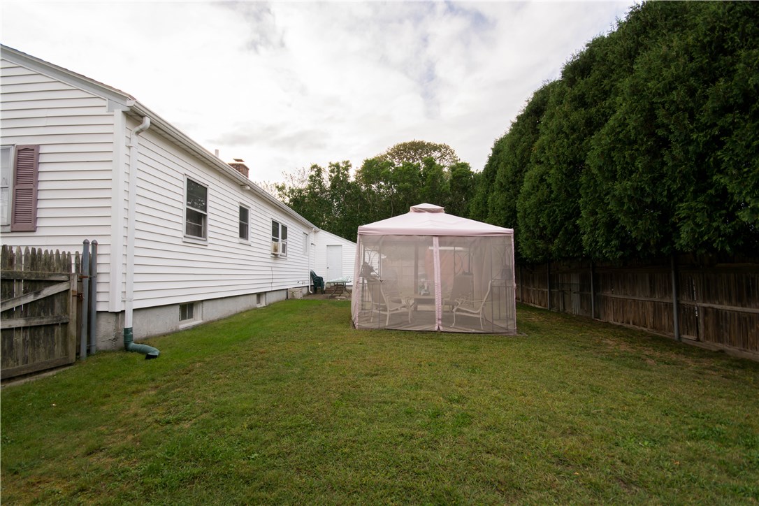 24 Rockwood Road Middletown, RI 02842 - Photo 24 of 25 24 Rockwood Road Middletown, RI