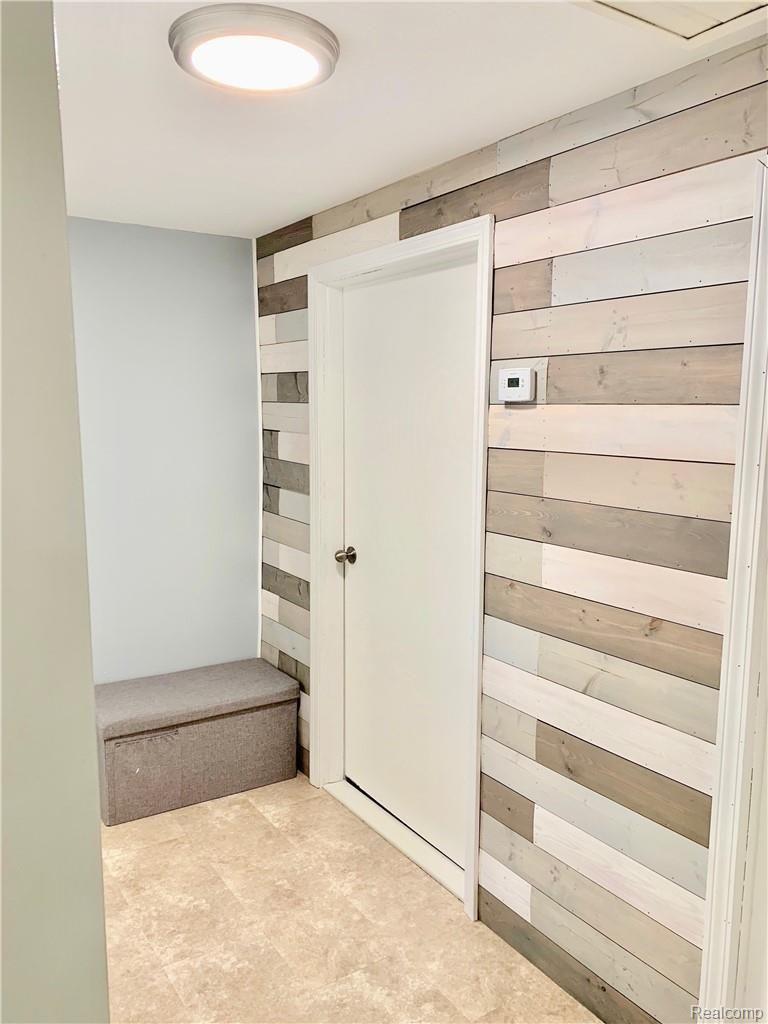19213 Gudith Road Trenton, MI 48183 - Photo 16 of 34 gudith shower.jpeg