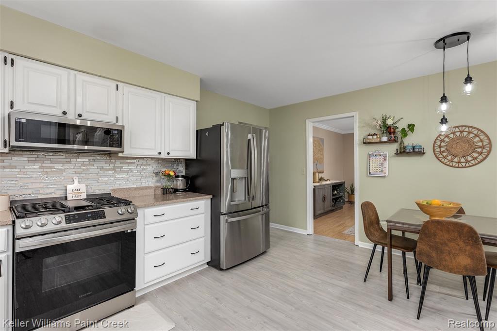 1379 Hathaway Rising Rochester Hills, MI 48306 - Photo 23 of 44 Gallery Image 23