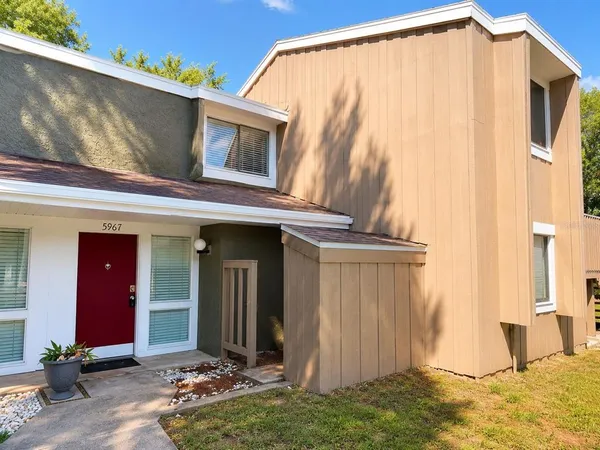 $1,750 | 5967 Windhover Drive, Unit 7D, Orlando, FL 32819