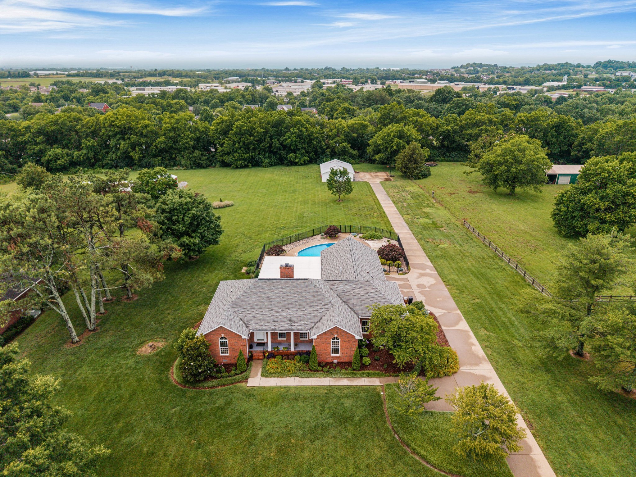 1046 Robertson Road Gallatin, TN 37066 - Photo 63 of 68 Gallery Image 63