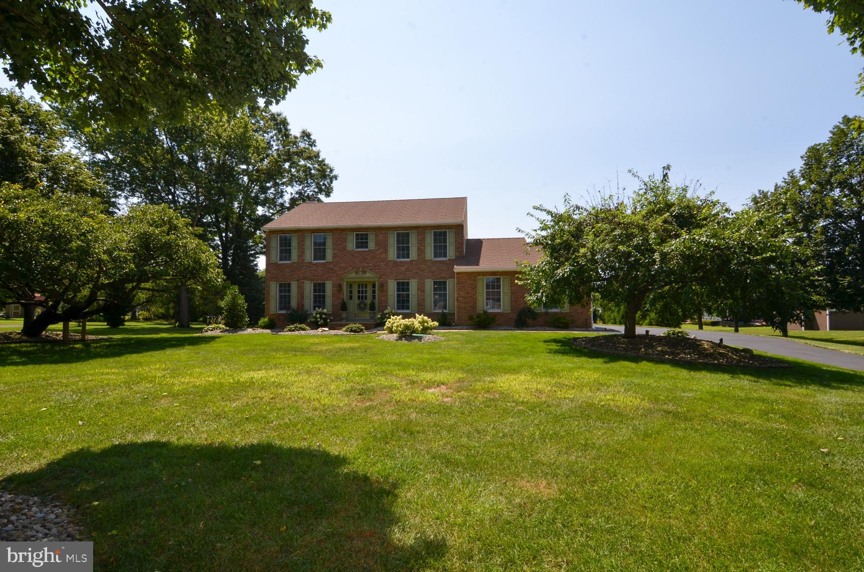 3 Aqua Terrace Hamilton, NJ 08620 - Photo 39 of 39 a view of a house with a yard porch and sitting area
