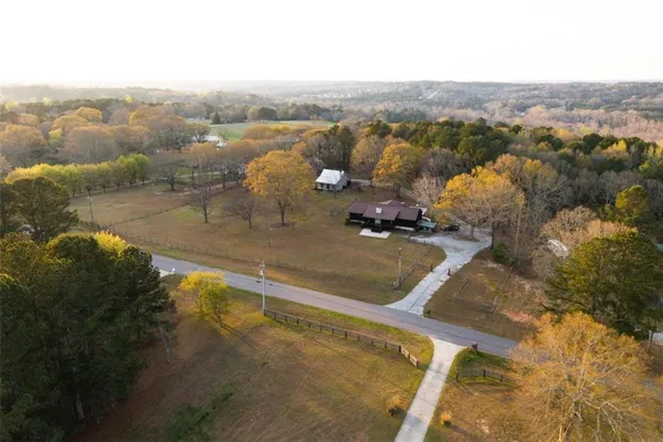 $799,000 | 2289 Camp Lane, Loganville, GA 30052