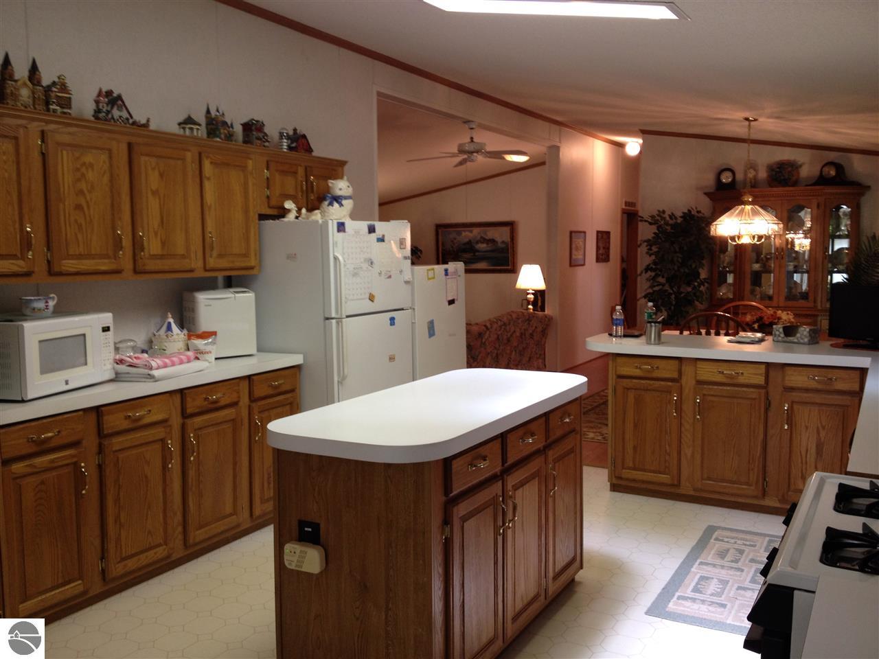 1620 Lincoln Road Harrison, MI 48625 - Photo 11 of 24 1787734-10.JPG