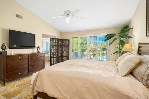 $545,000 | 684 Vista Lago Circle North, Palm Desert, CA 92211