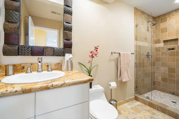 $545,000 | 684 Vista Lago Circle North, Palm Desert, CA 92211