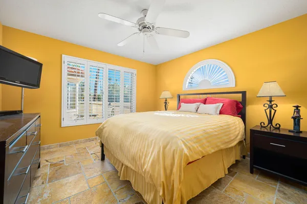 $545,000 | 684 Vista Lago Circle North, Palm Desert, CA 92211