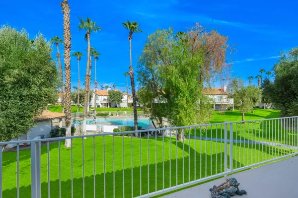 $545,000 | 684 Vista Lago Circle North, Palm Desert, CA 92211