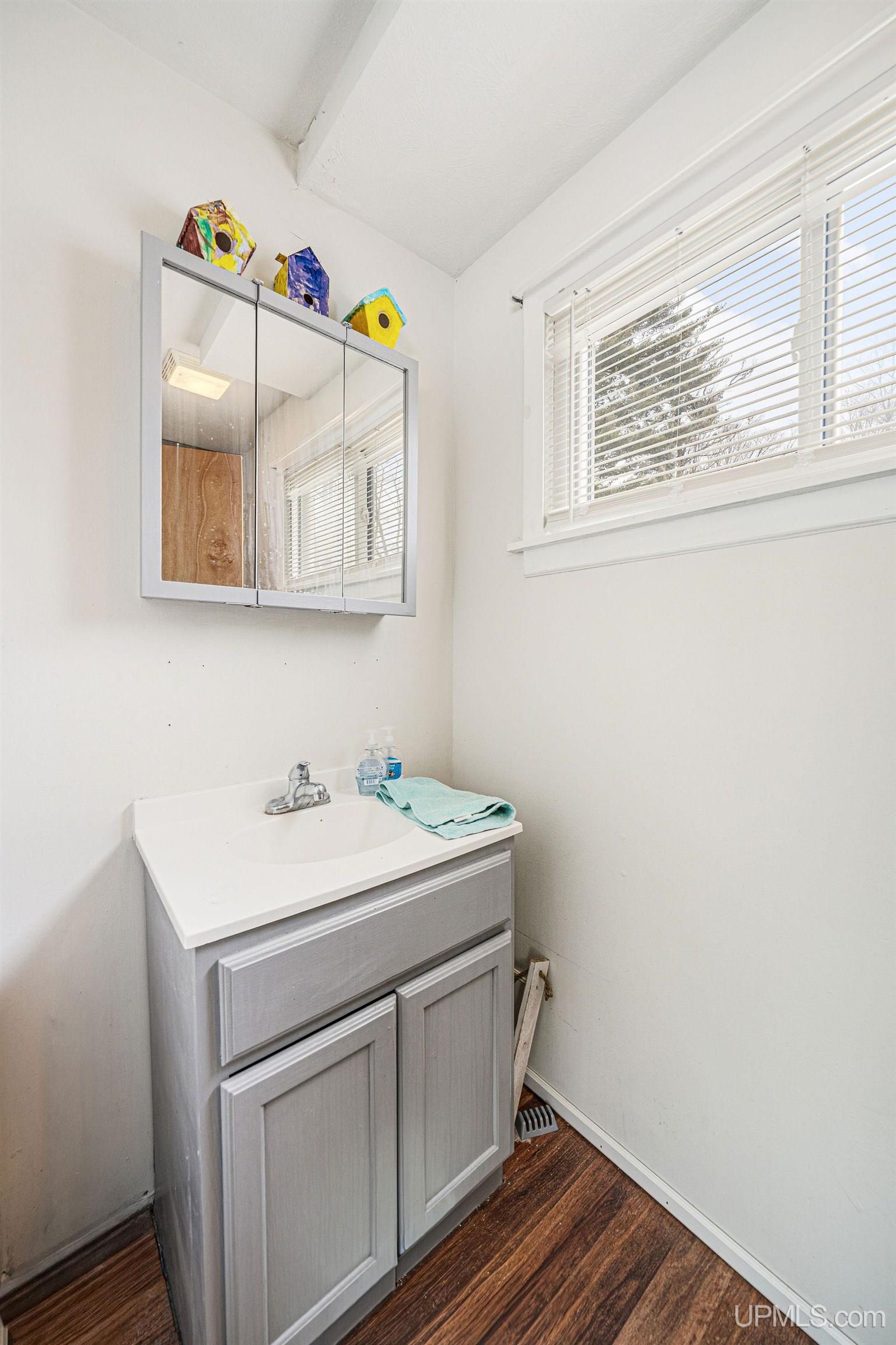 125 Helen Street Ishpeming, MI 49849 - Photo 12 of 30