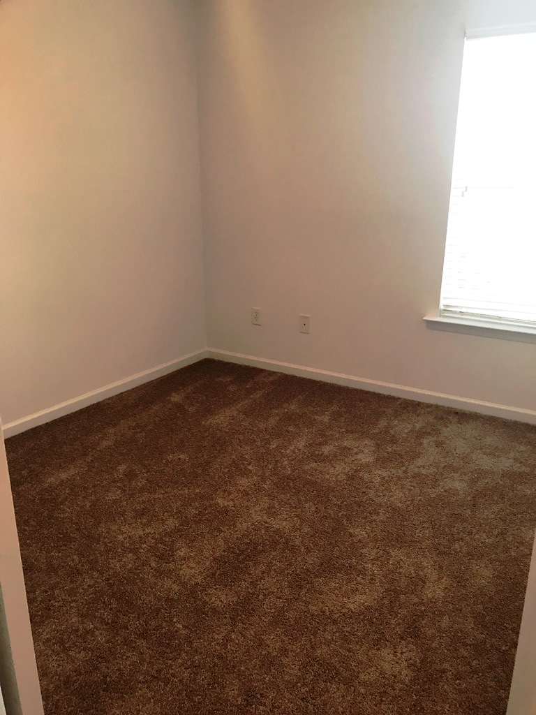 819 Bellview Way Seneca, SC 29678 - Photo 2 of 17