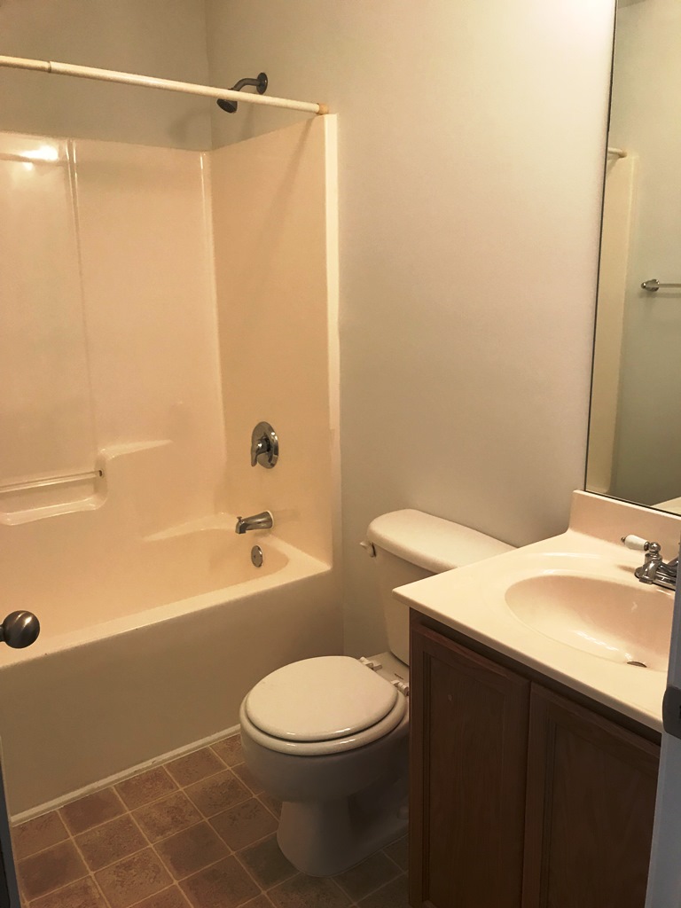 819 Bellview Way Seneca, SC 29678 - Photo 9 of 17