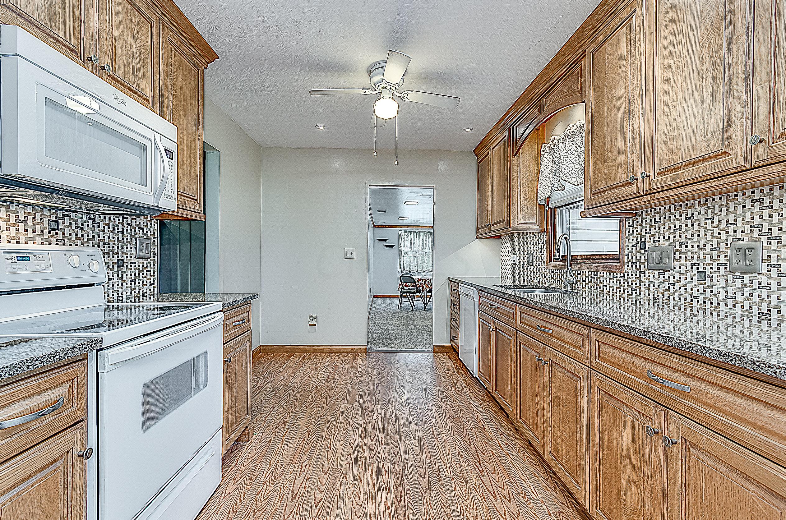 10529 York Road Southwest Etna, OH 43062 - Photo 10 of 44