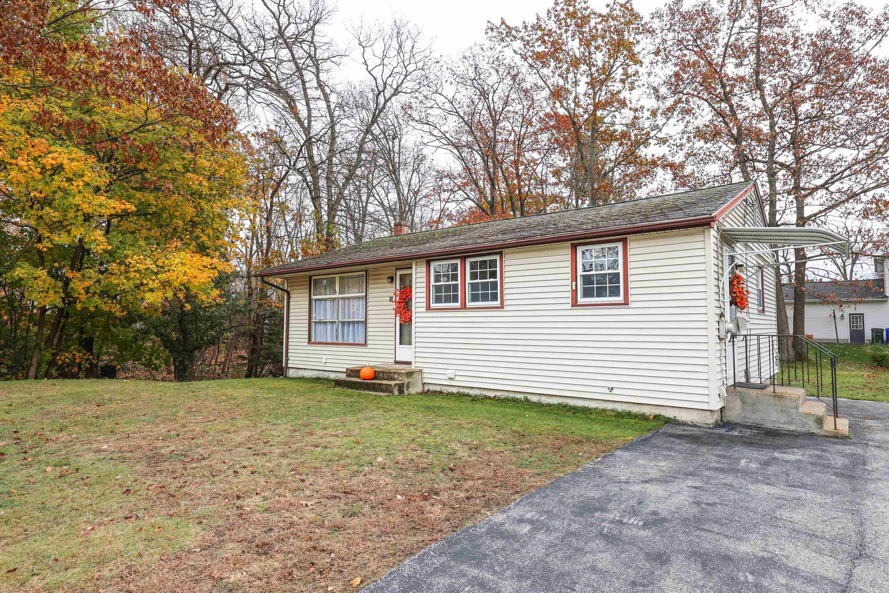 51 Celeste Street Manchester, NH 03103 - Photo 1 of 8 Gallery Image 1