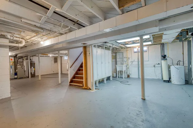 $310,000 | 3080 North Brookfield Road, Brookfield, WI 53045