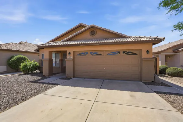 $2,050 | 8621 West Shaw Butte Drive, Peoria, AZ 85345