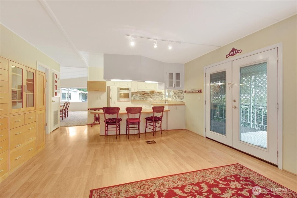 815 124th Street Southwest, Unit 52 Everett, WA 98204 - Photo 17 of 40