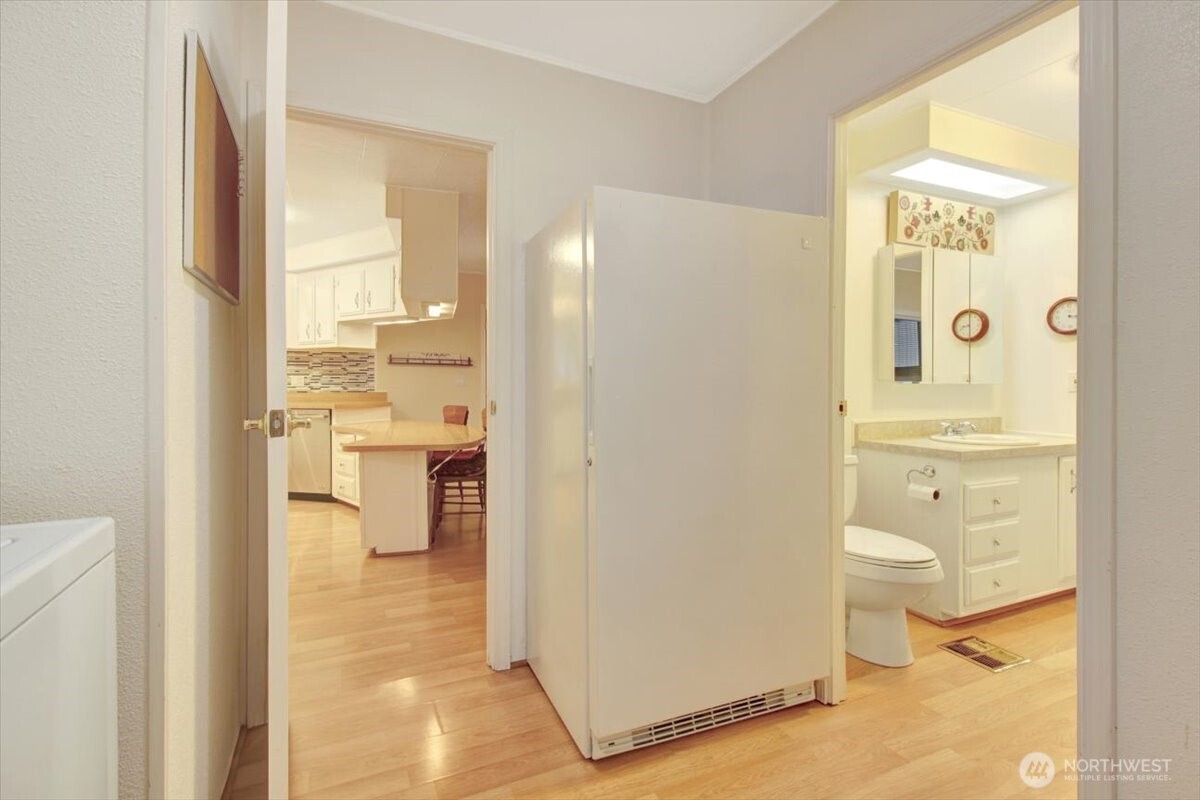 815 124th Street Southwest, Unit 52 Everett, WA 98204 - Photo 29 of 40