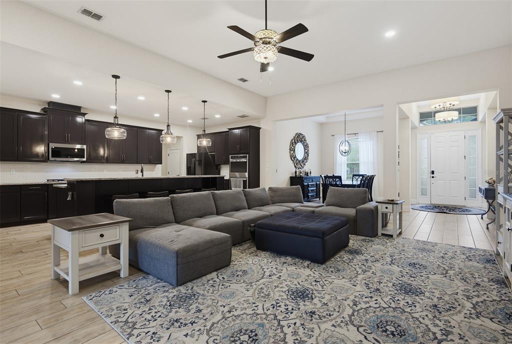 143 Rosa Bella View DeBary, FL 32713 - Photo 19 of 97
