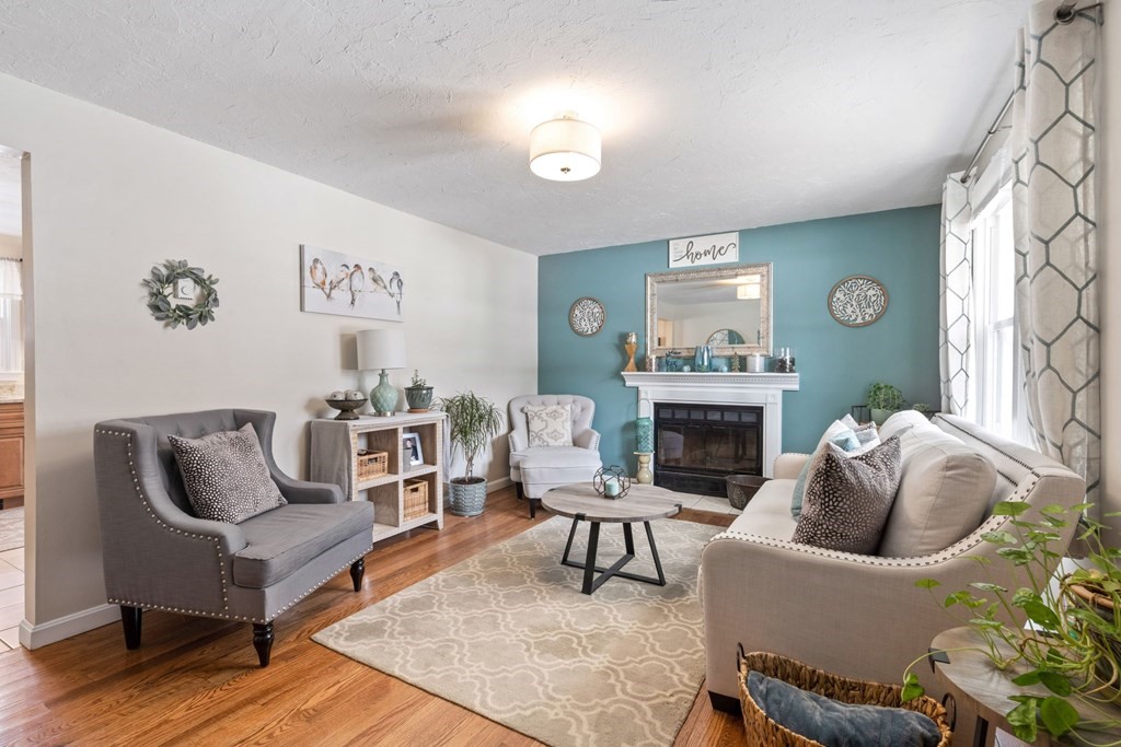 57 Indian Run Road, Unit 57 Bellingham, MA 02019 - Photo 4 of 37 Gallery Image 4