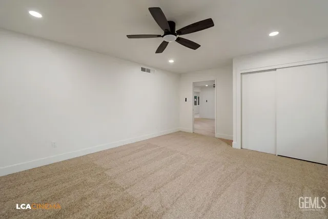 a view of an empty room