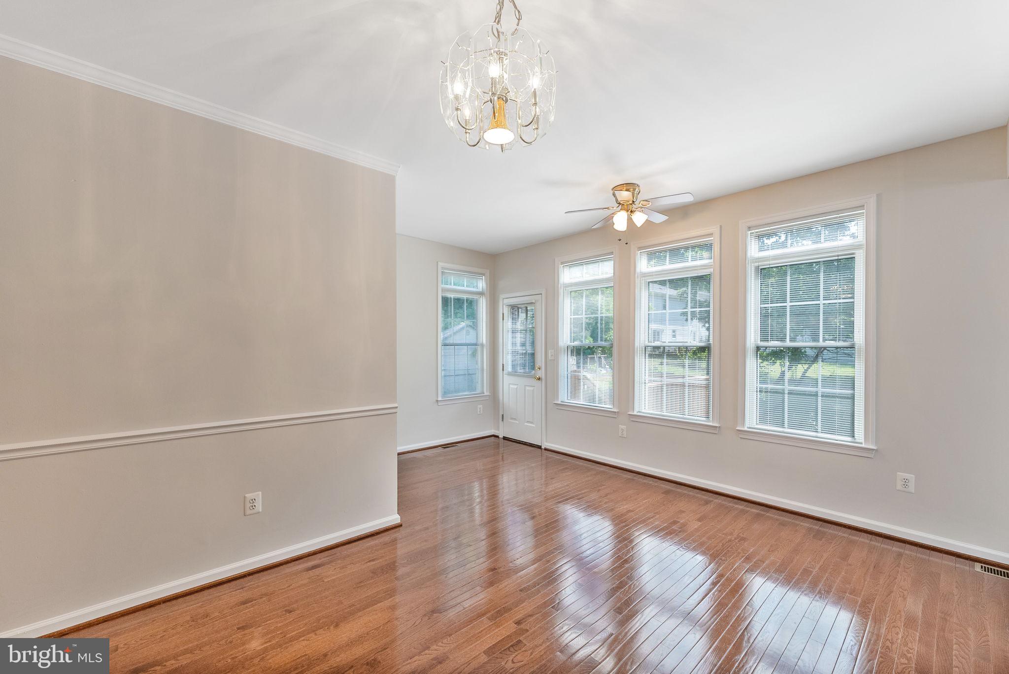 9403 North Laurel Road Laurel, MD 20723 - Photo 20 of 49 Dining Room