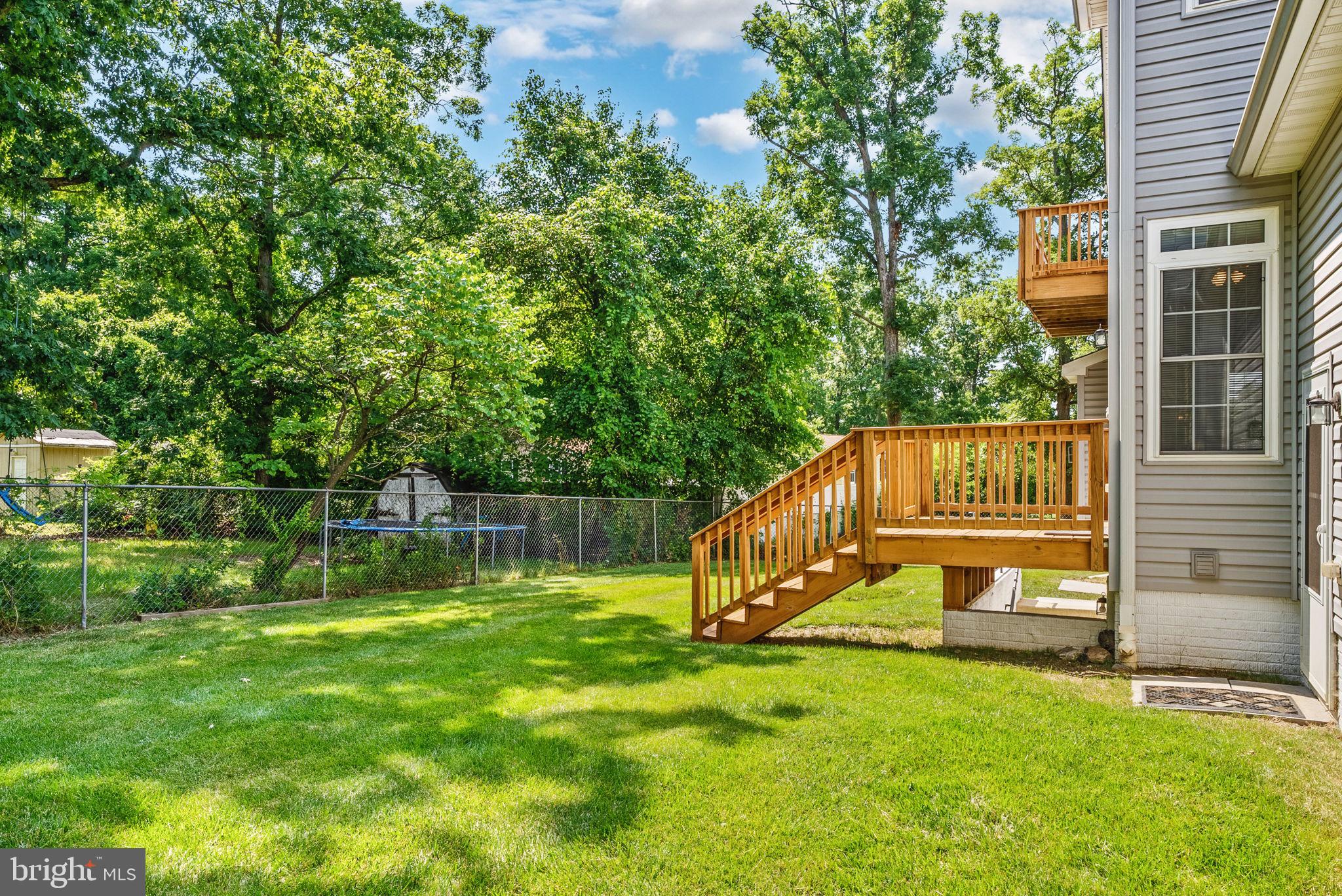 9403 North Laurel Road Laurel, MD 20723 - Photo 46 of 49 Side View