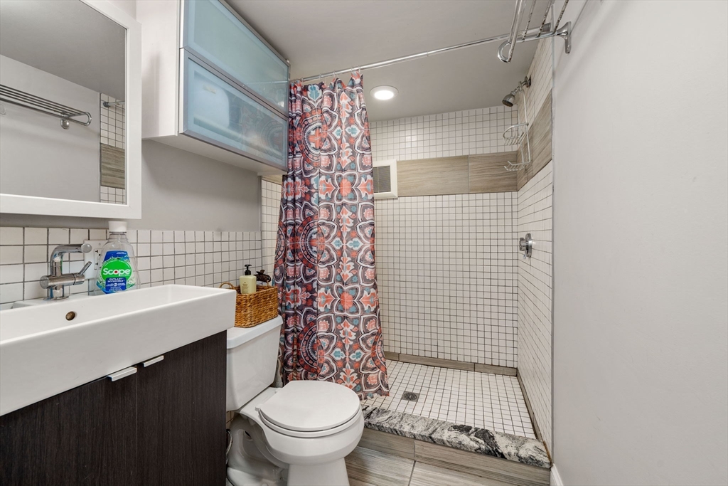 16 Perrin Street Boston, MA 02119 - Photo 27 of 37