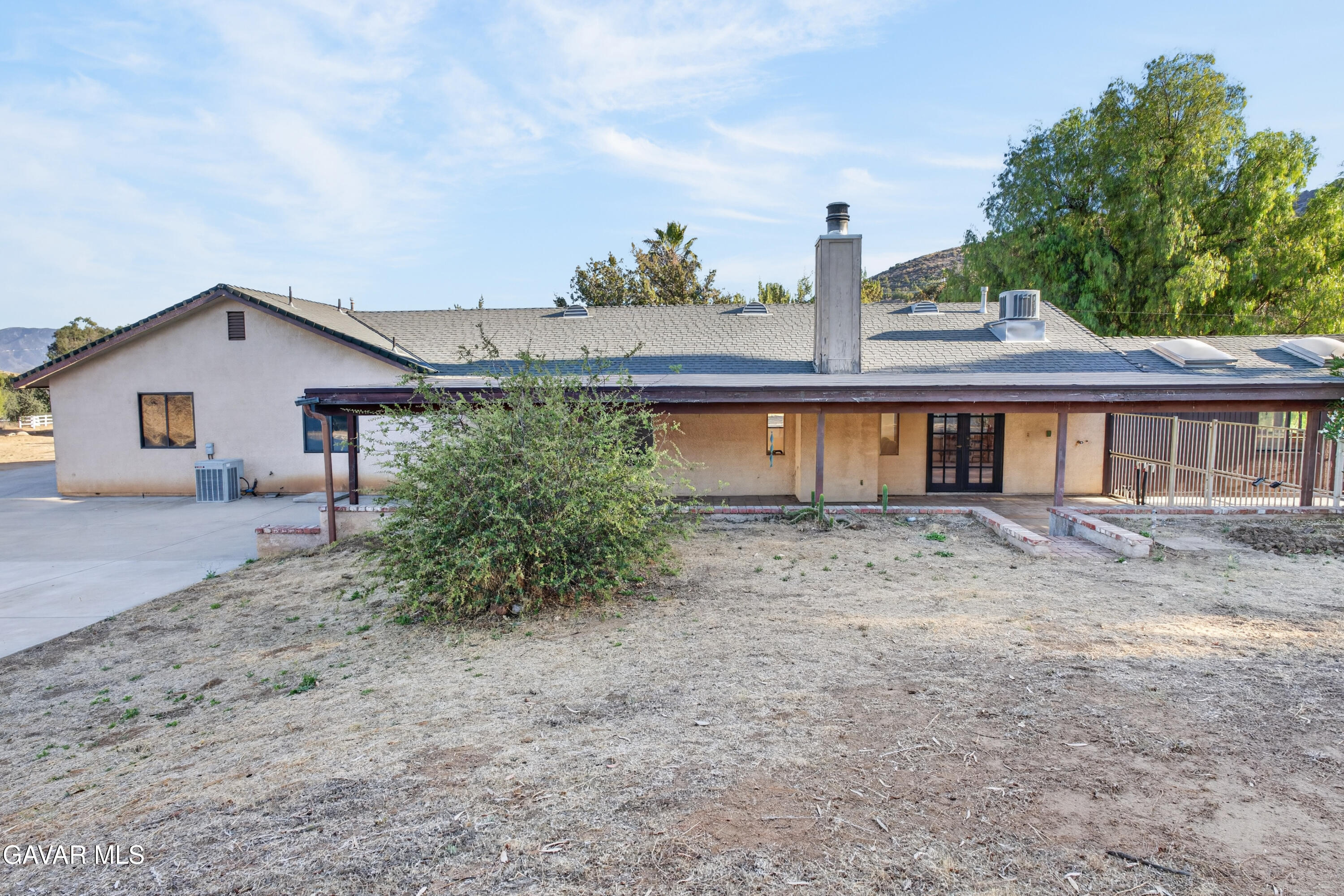 33201 Barber Road Agua Dulce, CA 91390 - Photo 7 of 26 DSC00021