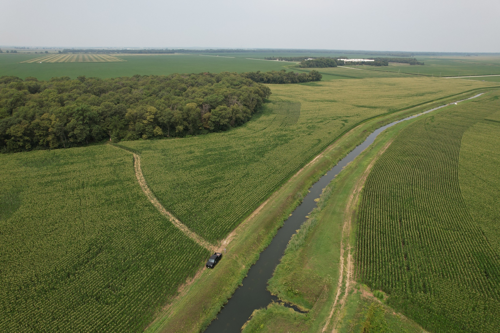 0 7000s Road St. Anne, IL 60964 - Photo 10 of 50 a view of a lake with a yard