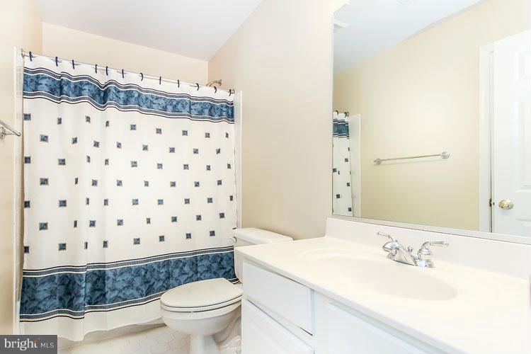 2500 Brenton Point Drive Reston, VA 20191 - Photo 23 of 30 Bath