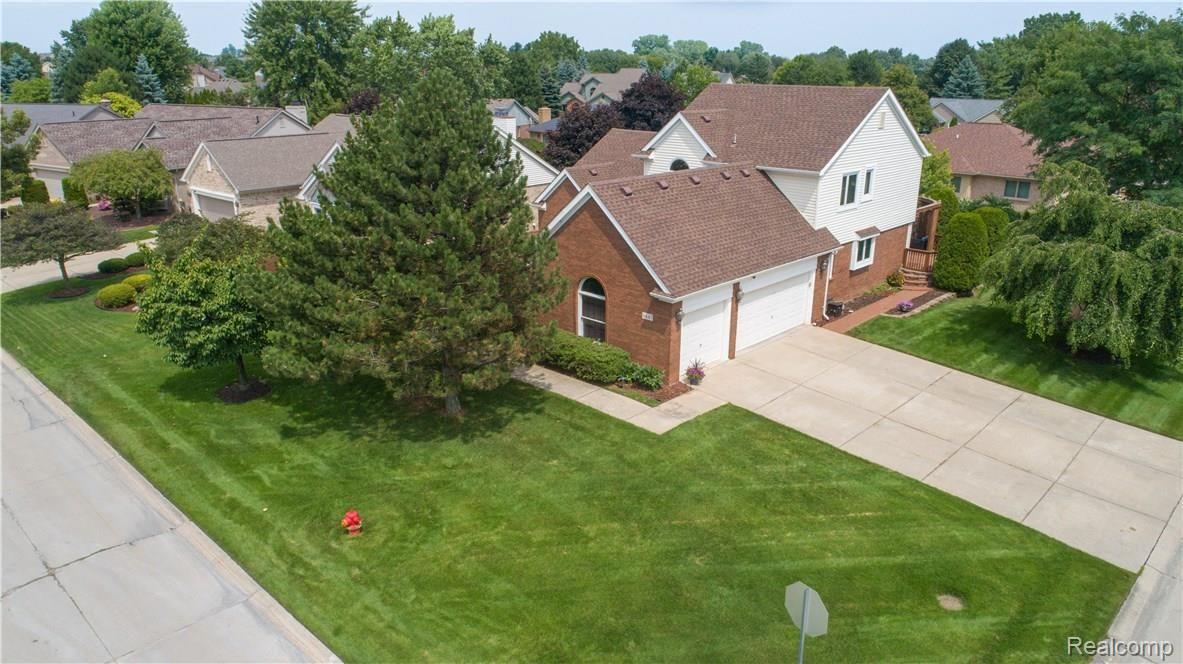 3447 Primrose Drive Rochester, MI 48307 - Photo 2 of 29 3447 Primrose-3.jpg