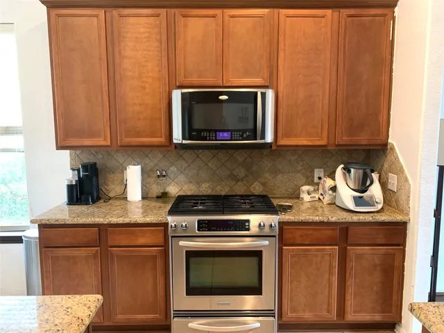 $3,950 | 14 Pleasant Point Place, Spring, TX 77389