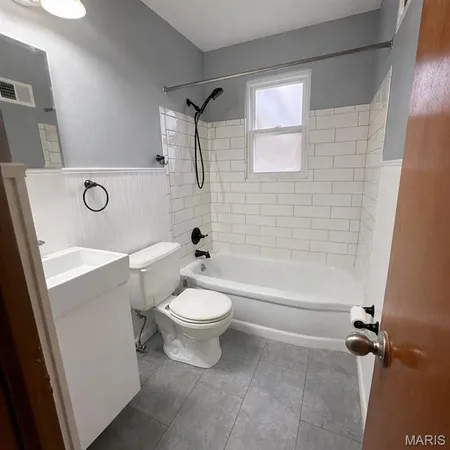 $1,575 | 2512 Tamm Avenue, St. Louis, MO 63139