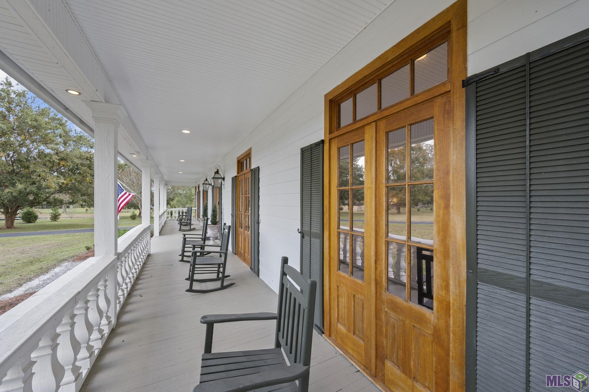 979 Thompson Road Slaughter, LA 70777 - Photo 8 of 60