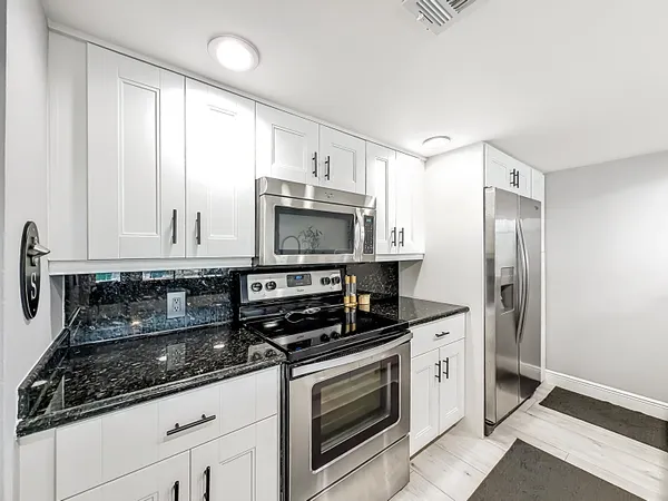 $3,350 | 11313 Northwest 15th Street, Pembroke Pines, FL 33026