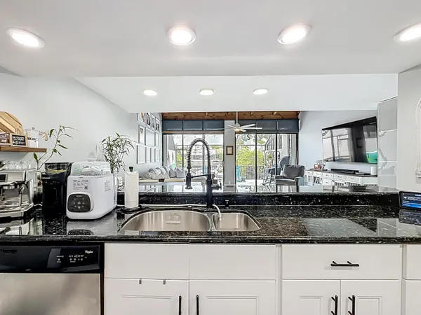 $3,350 | 11313 Northwest 15th Street, Pembroke Pines, FL 33026