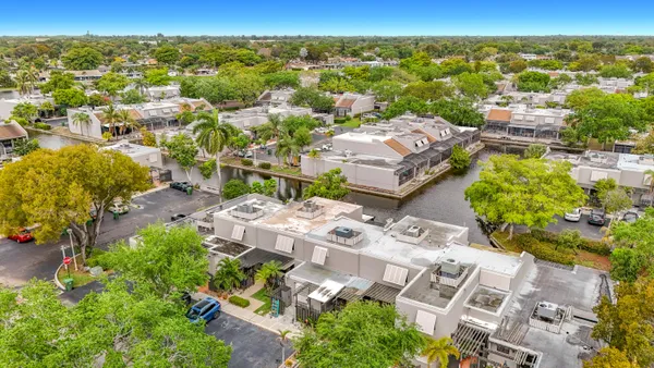 $3,350 | 11313 Northwest 15th Street, Pembroke Pines, FL 33026