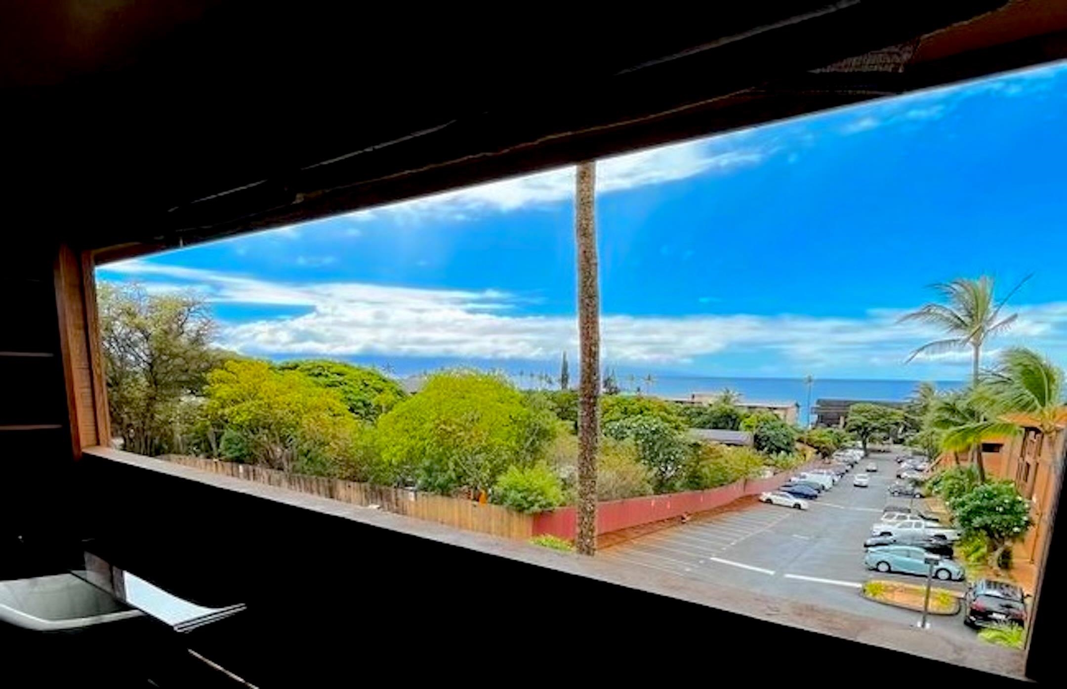 3740 Lower Honoapiilani Road, Unit G309 Lahaina, HI 96761 - Photo 14 of 17 a view of sky from window