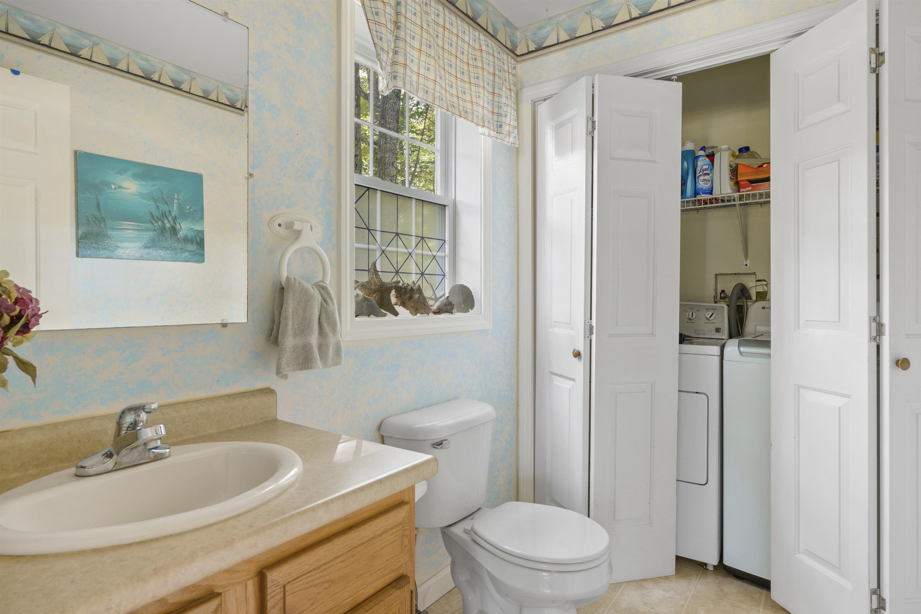 266 Center Hill Road Epsom, NH 03234 - Photo 13 of 44