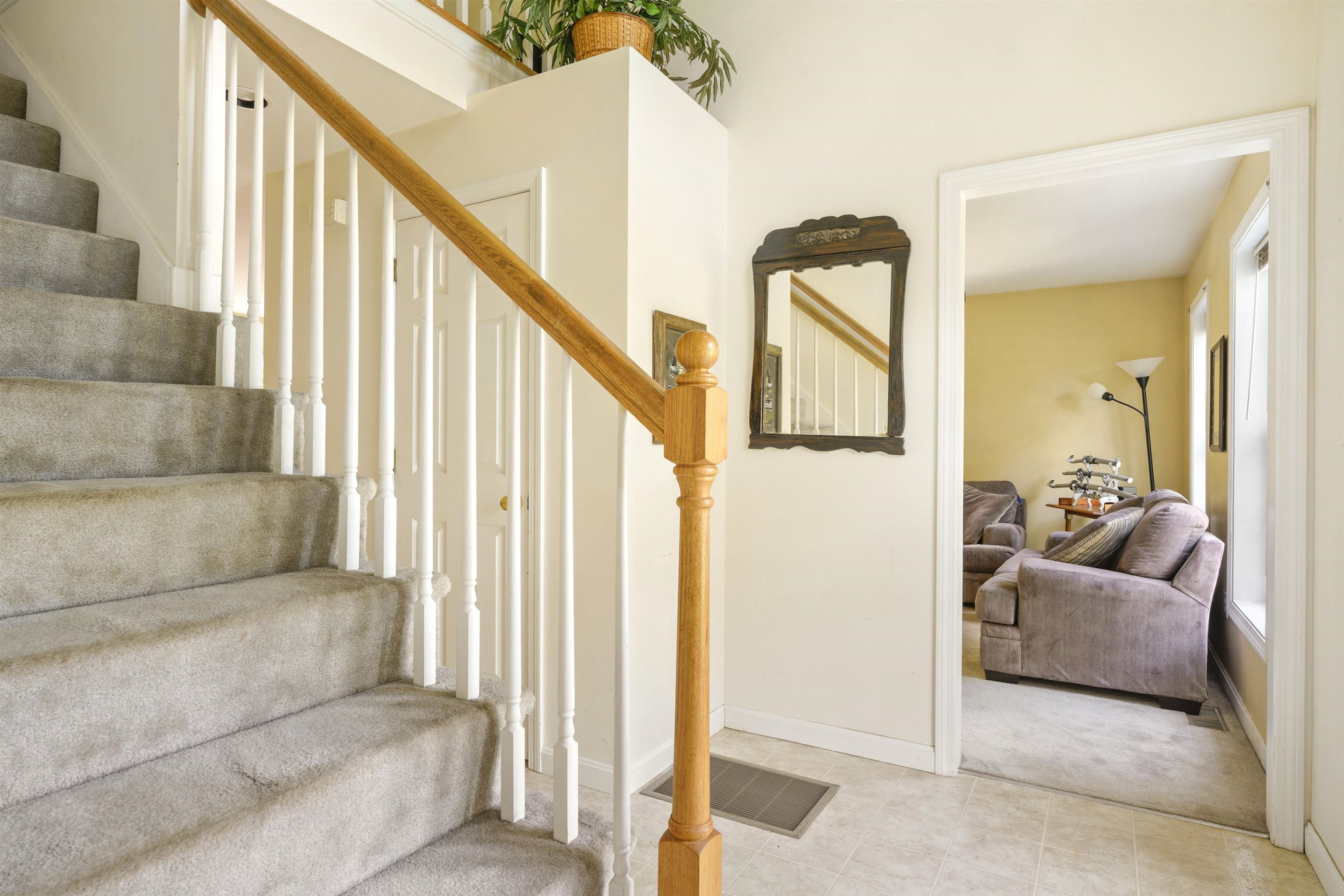 266 Center Hill Road Epsom, NH 03234 - Photo 2 of 44