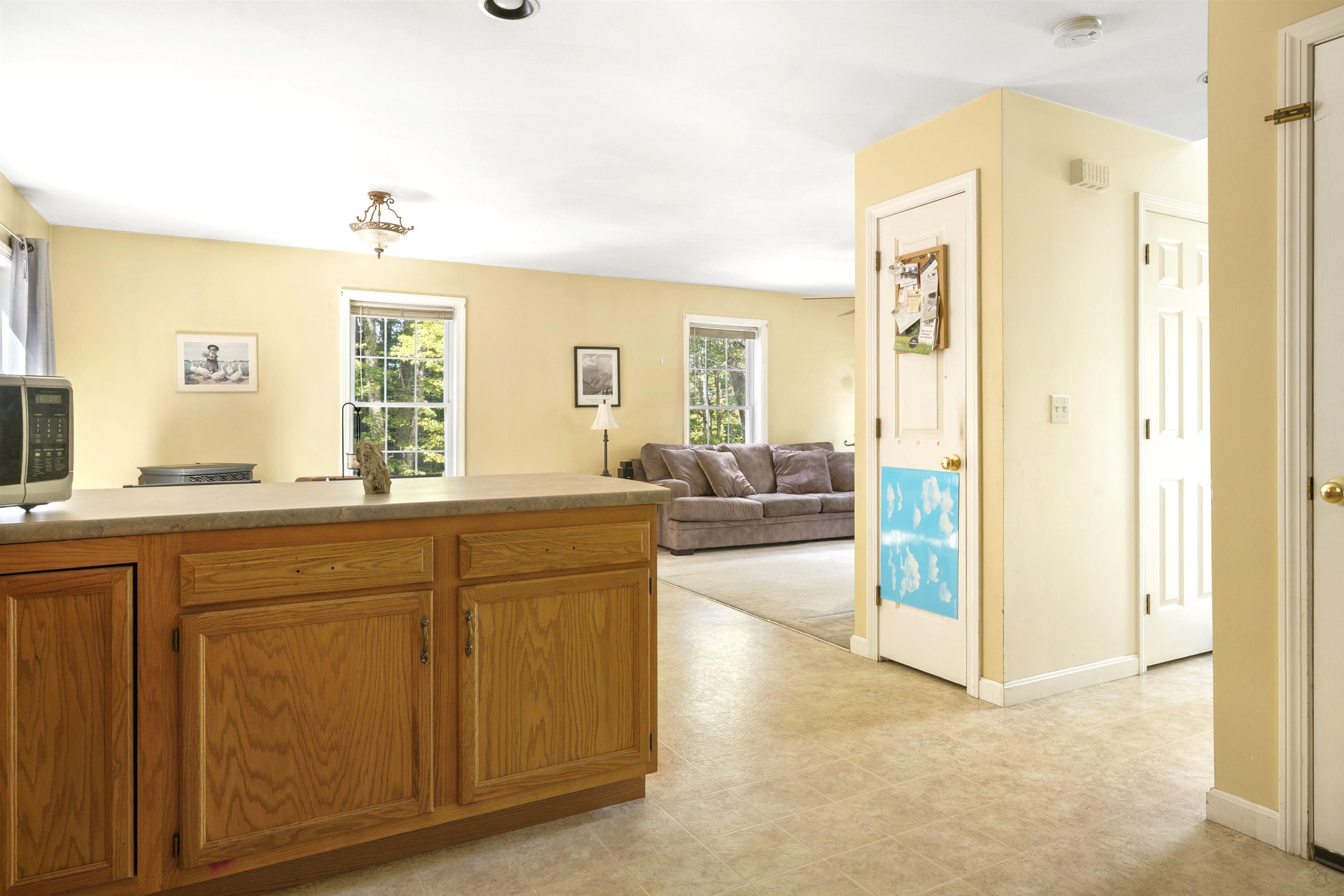 266 Center Hill Road Epsom, NH 03234 - Photo 10 of 44