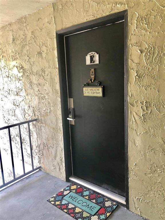 954 Lake Destiny Road, Unit E Altamonte Springs, FL 32714 - Photo 2 of 11 a view of entryway