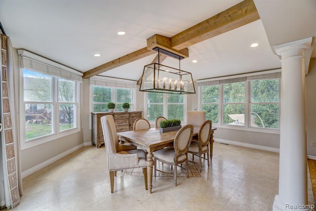 3950 Fieldview Road Lake Orion, MI 48360 - Photo 14 of 51