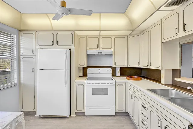 $119,000 | 2504 Antigua Terrace, Unit J3, Coconut Creek, FL 33066