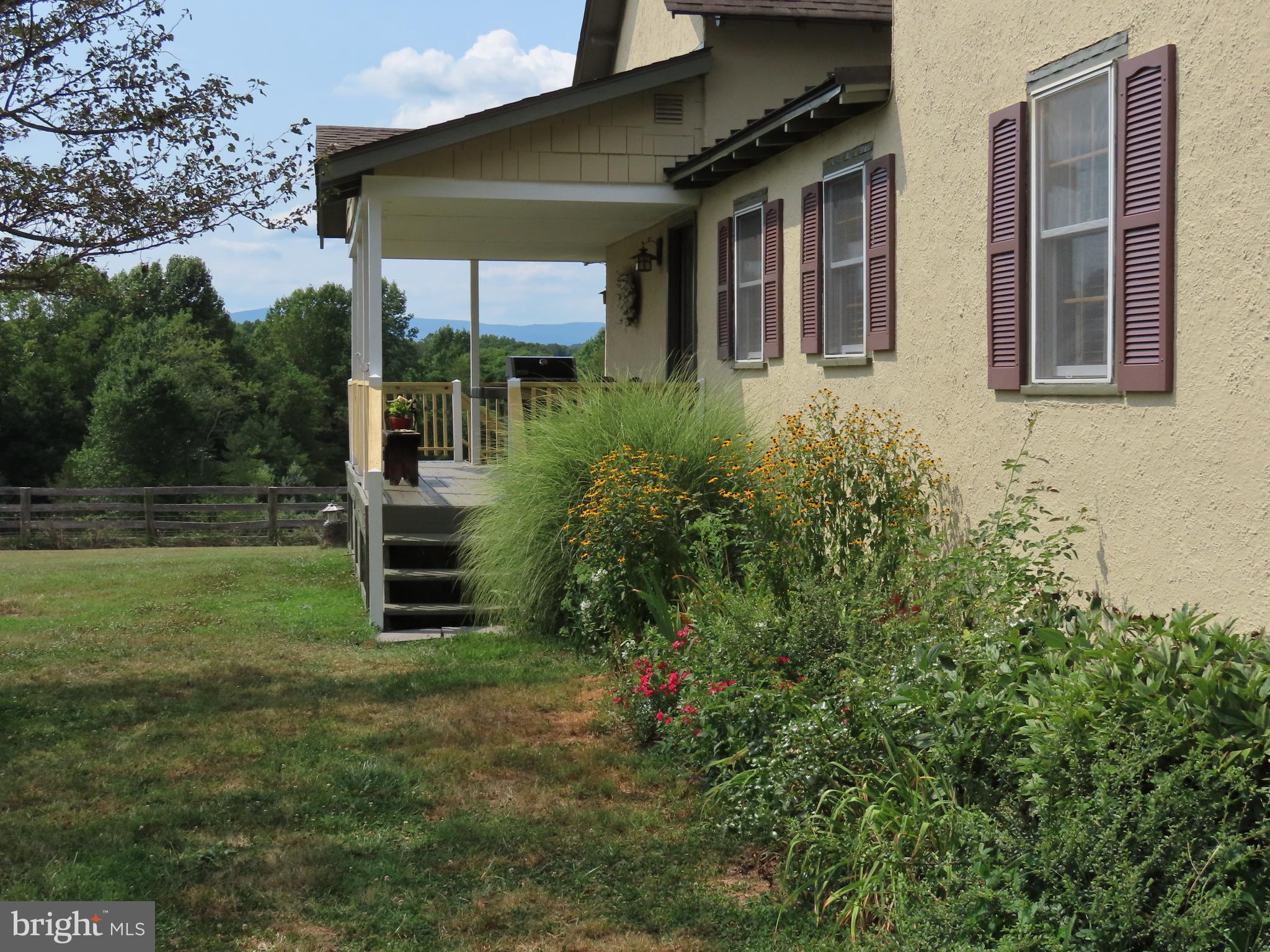369 Hinsons Ford Road Amissville, VA 20106 - Photo 13 of 50 Side of the house leading to the porch