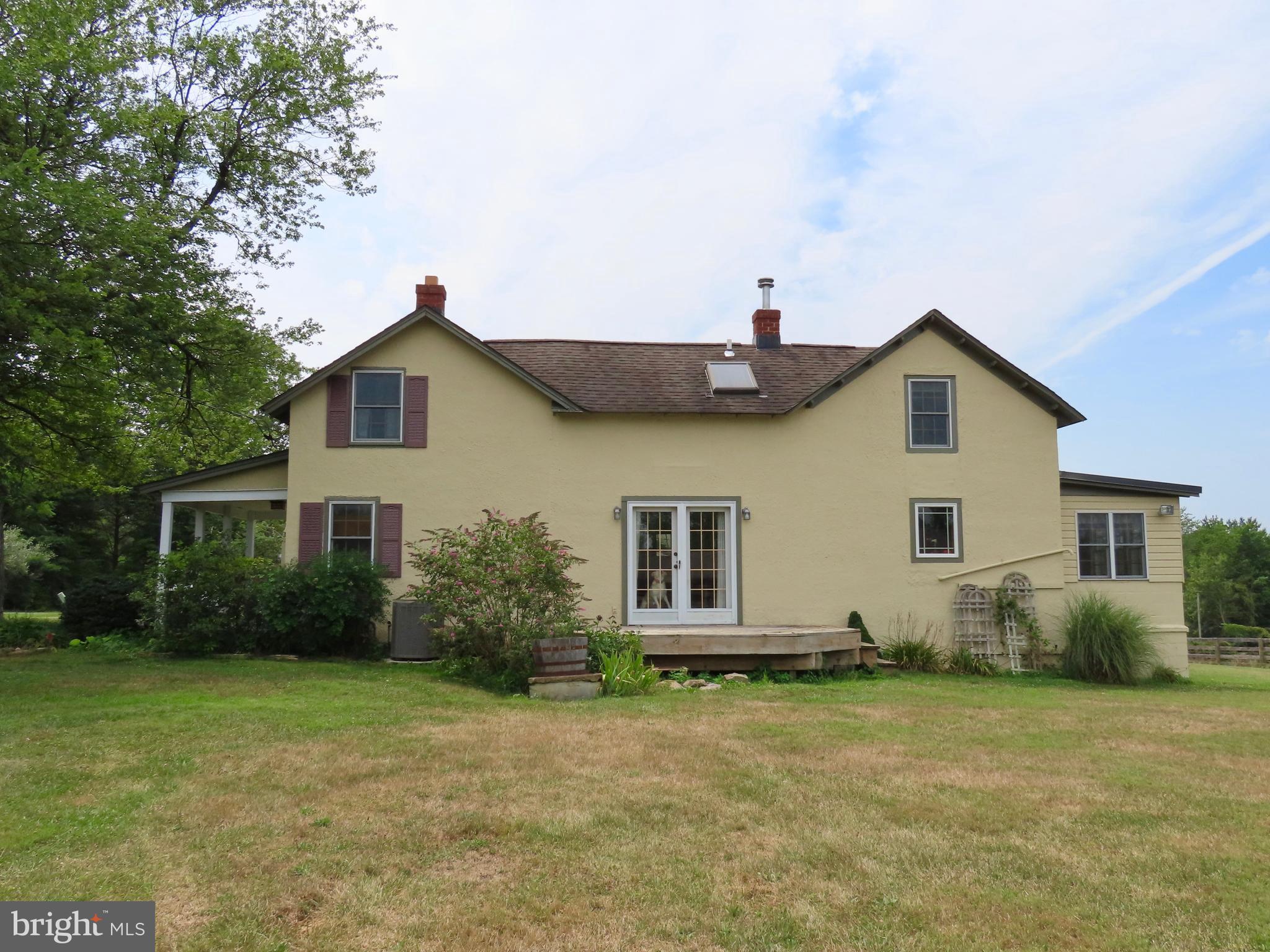369 Hinsons Ford Road Amissville, VA 20106 - Photo 14 of 50 Side of the house