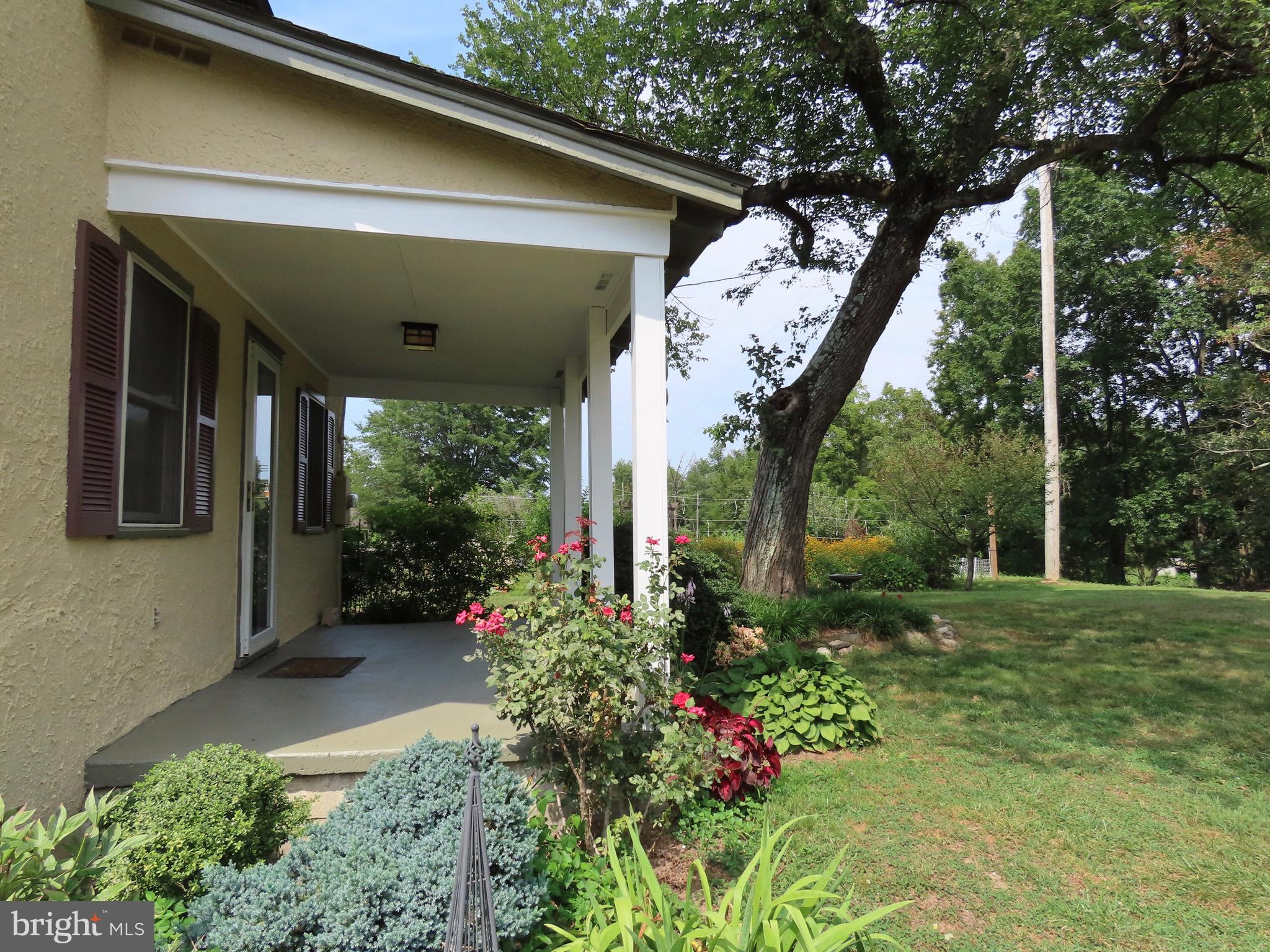 369 Hinsons Ford Road Amissville, VA 20106 - Photo 20 of 50 Front porch